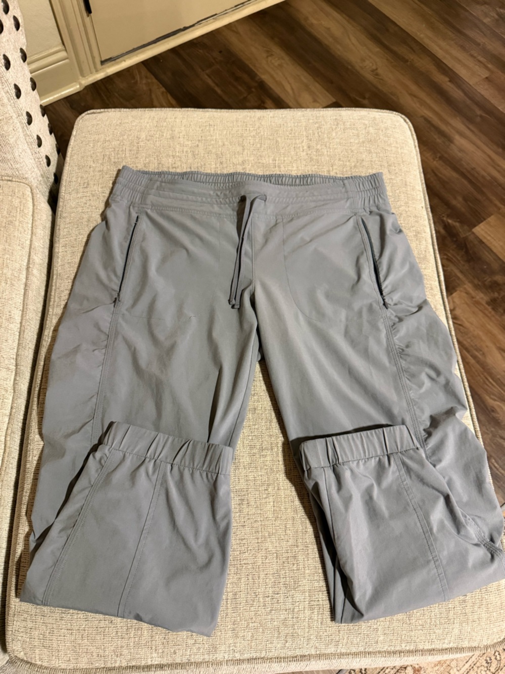 Athleta Hiking Capri Pants Athletic Gray Pants size 12T